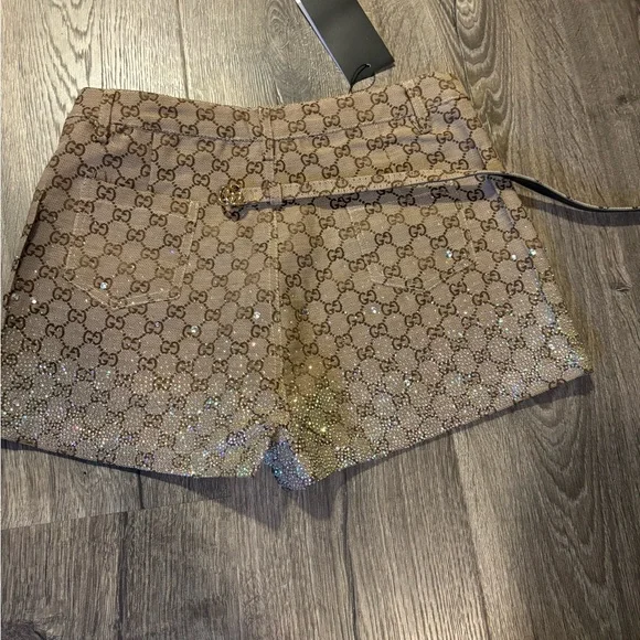 Gucci Beige Monogram High Waist Shorts - Picture 4 of 11
